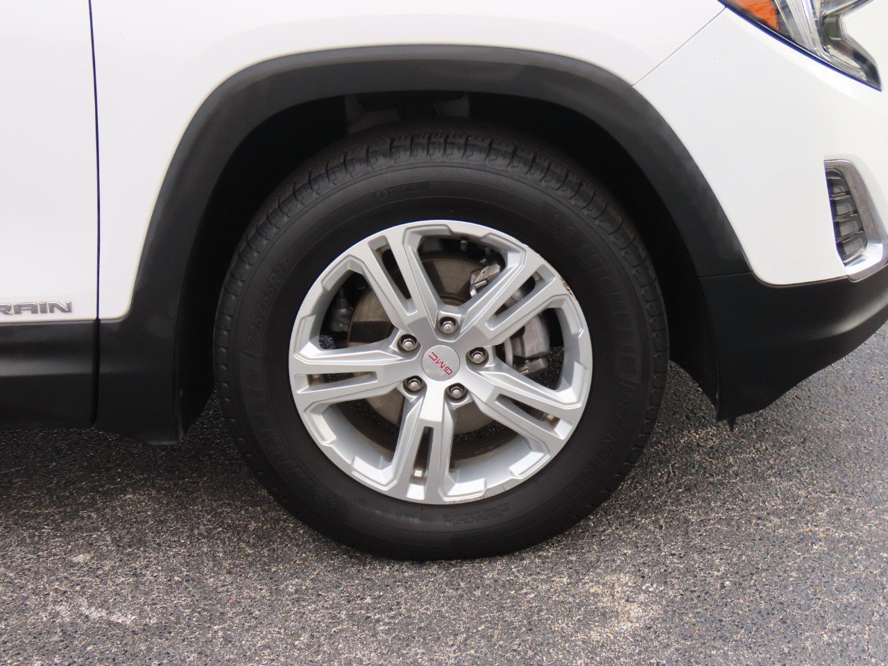 Used 2018 GMC Terrain SLE image 13