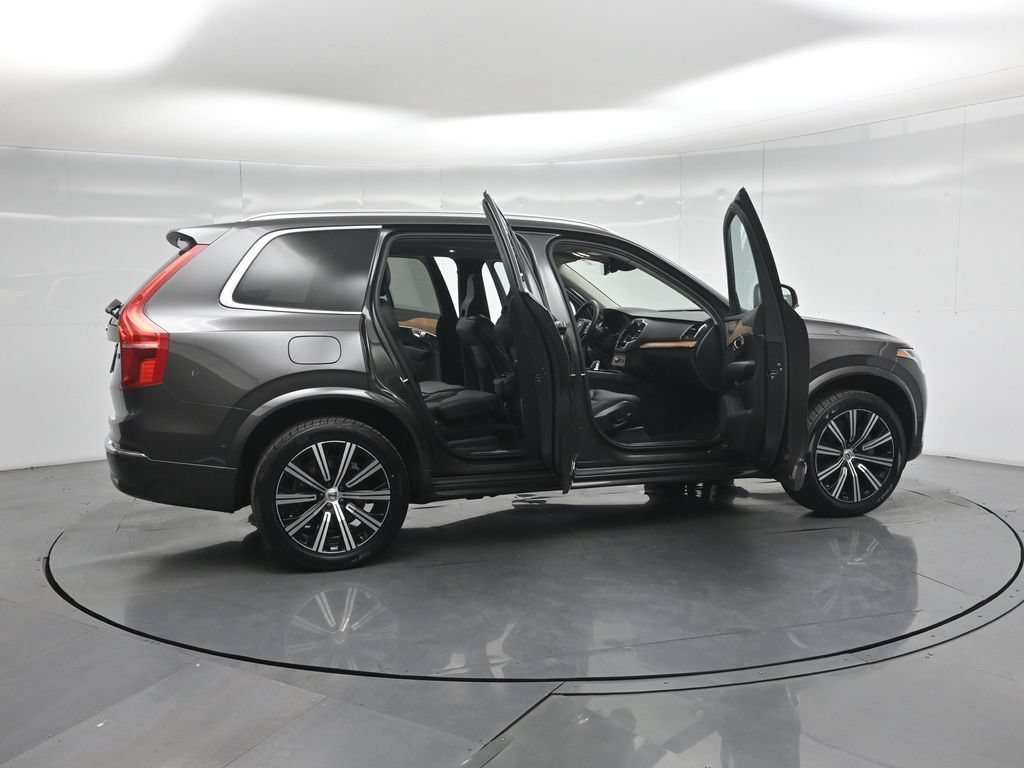 Used 2023 Volvo XC90 B6 Plus w/ Protection Package Premier AWD/4WD image 3
