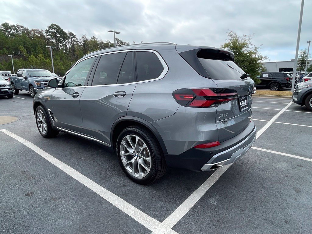 Used 2024 BMW X5 xDrive40i w/ Premium Package AWD/4WD image 5