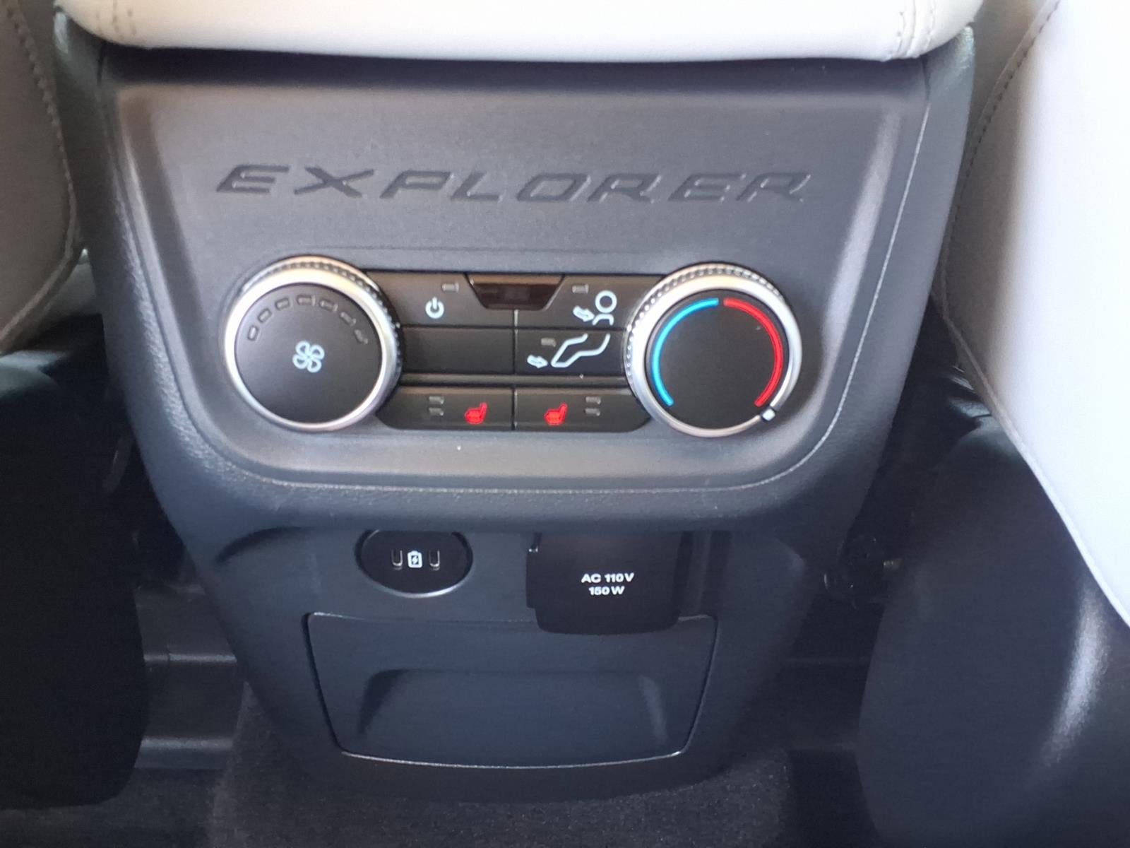 Certified 2025 Ford Explorer Platinum w/ Ultimate Package AWD/4WD image 19