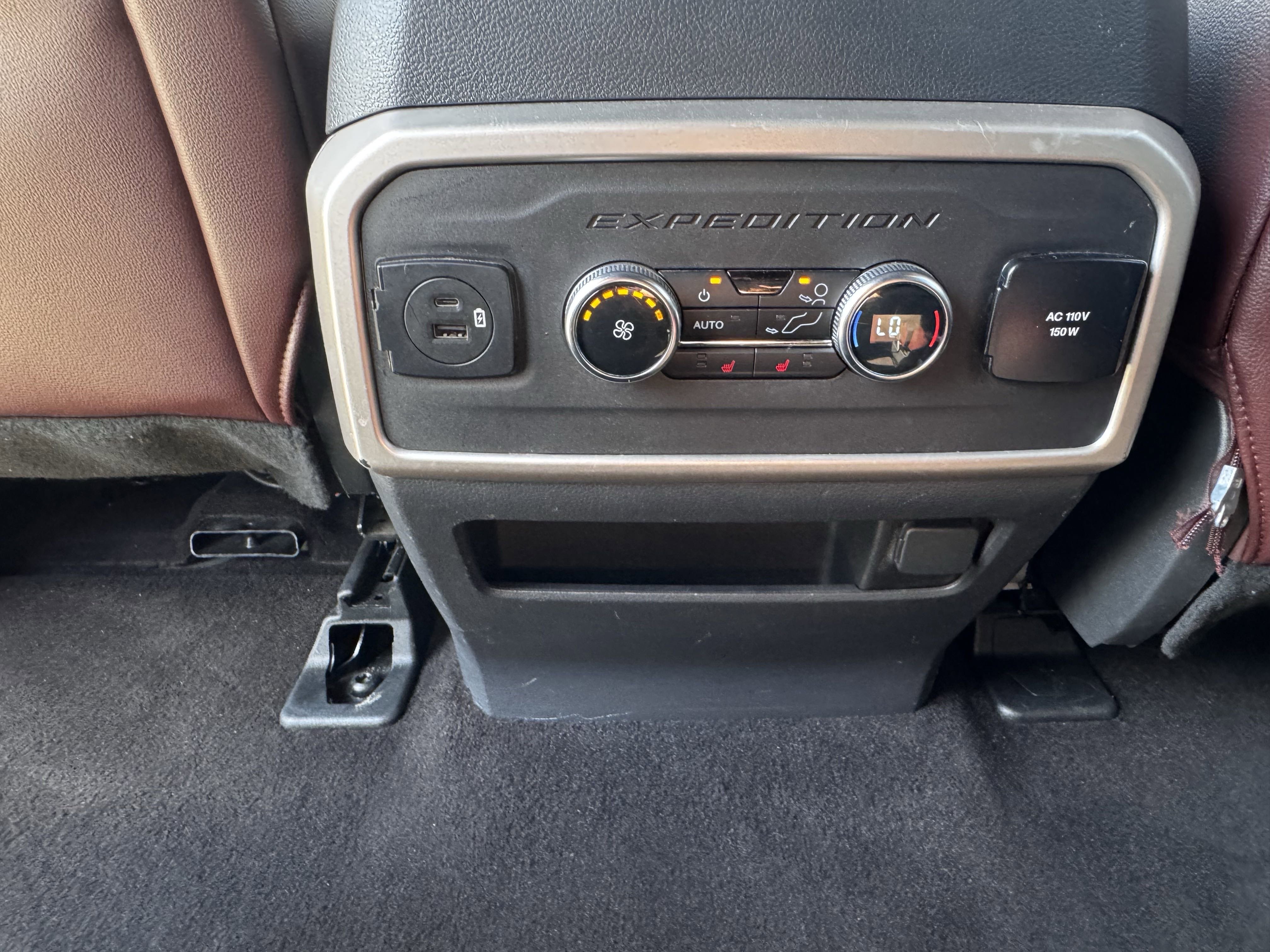 Certified 2023 Ford Expedition Limited image 34