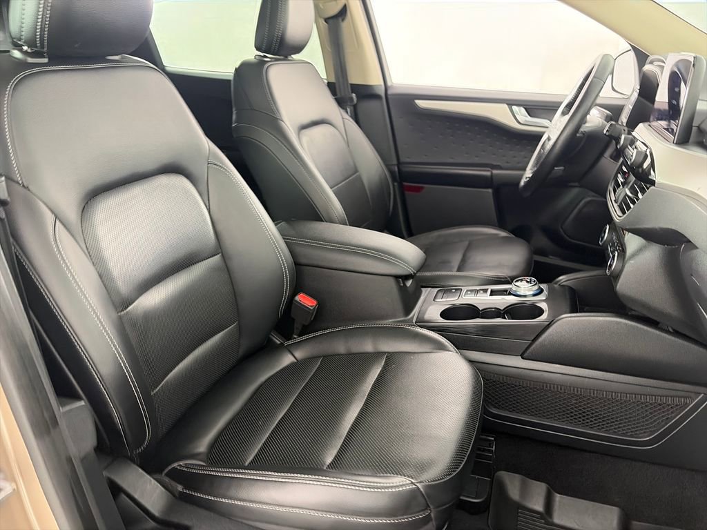 Certified 2020 Ford Escape SE Sport AWD/4WD image 31