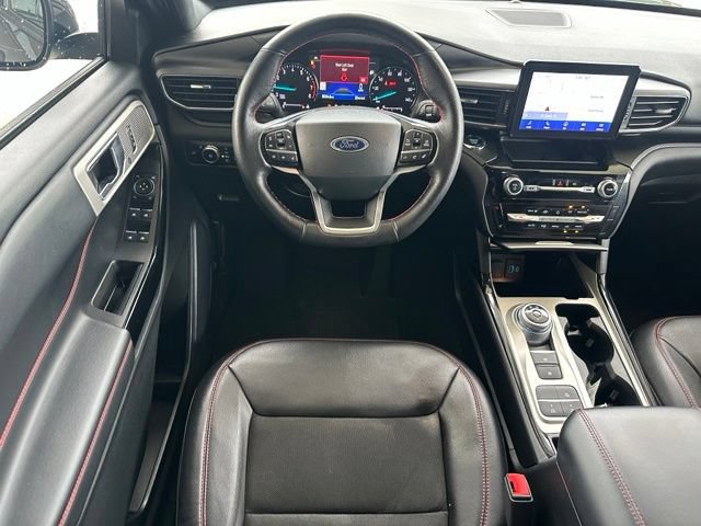 Certified 2023 Ford Explorer ST-Line w/ Class IV Trailer Tow Package RWD image 12