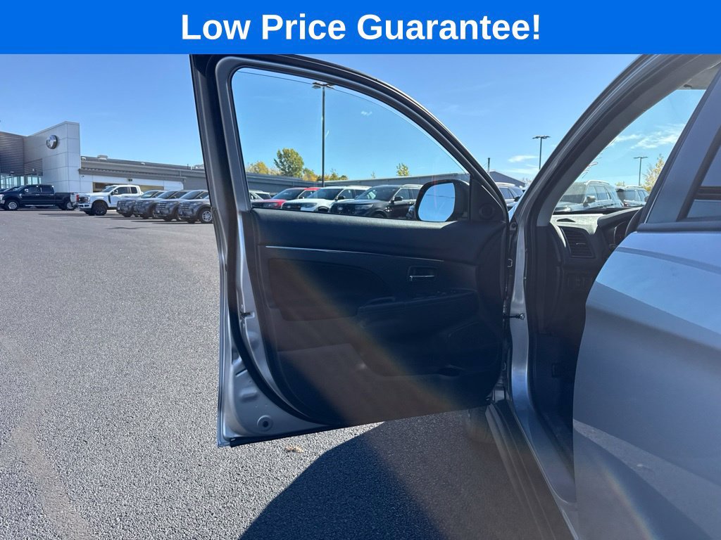 Used 2026 Mitsubishi Outlander Sport AWD image 22