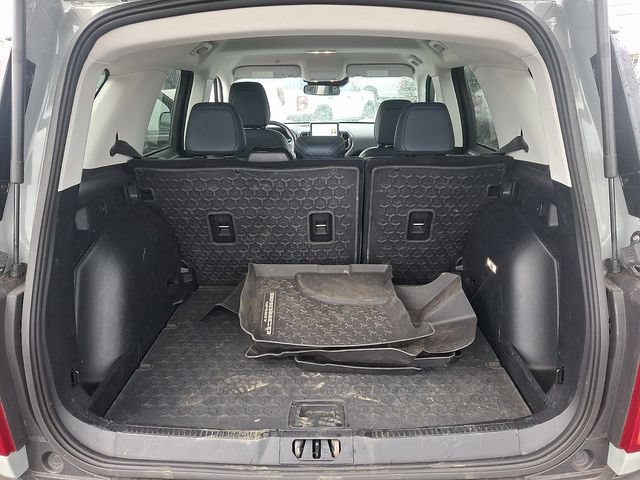 Certified 2023 Ford Bronco Sport Outer Banks w/ Tech Package AWD/4WD image 28