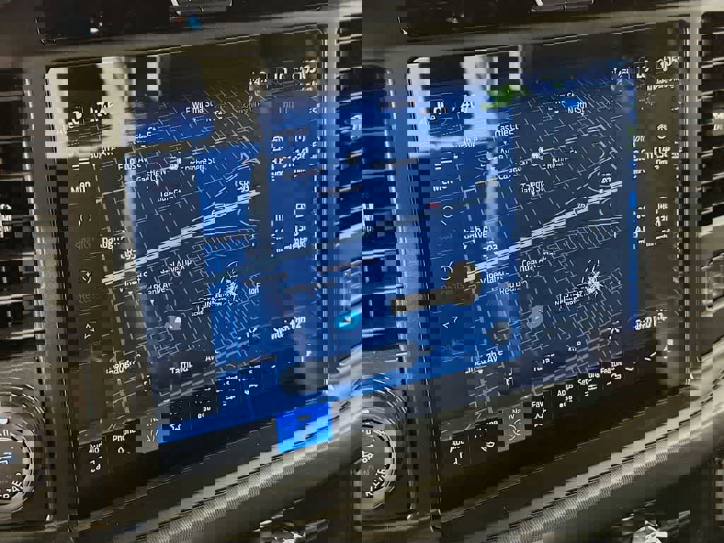 Certified 2025 Ford F150 Lariat w/ Equipment Group 501A Mid image 27