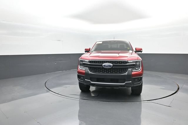Certified 2025 Ford Ranger Lariat w/ FX4 Off-Road Package AWD/4WD image 4