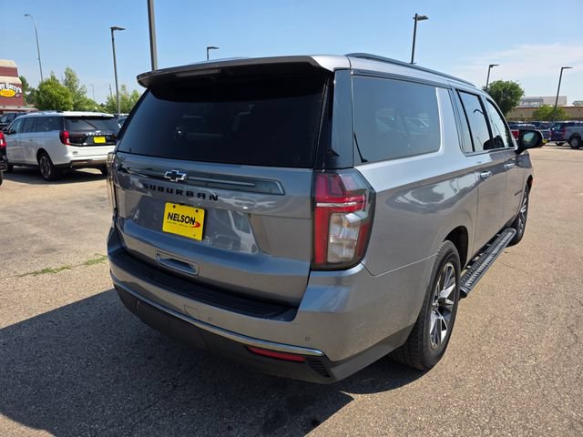 Used 2022 Chevrolet Suburban Z71 w/ Z71 Off-Road Package AWD/4WD image 10