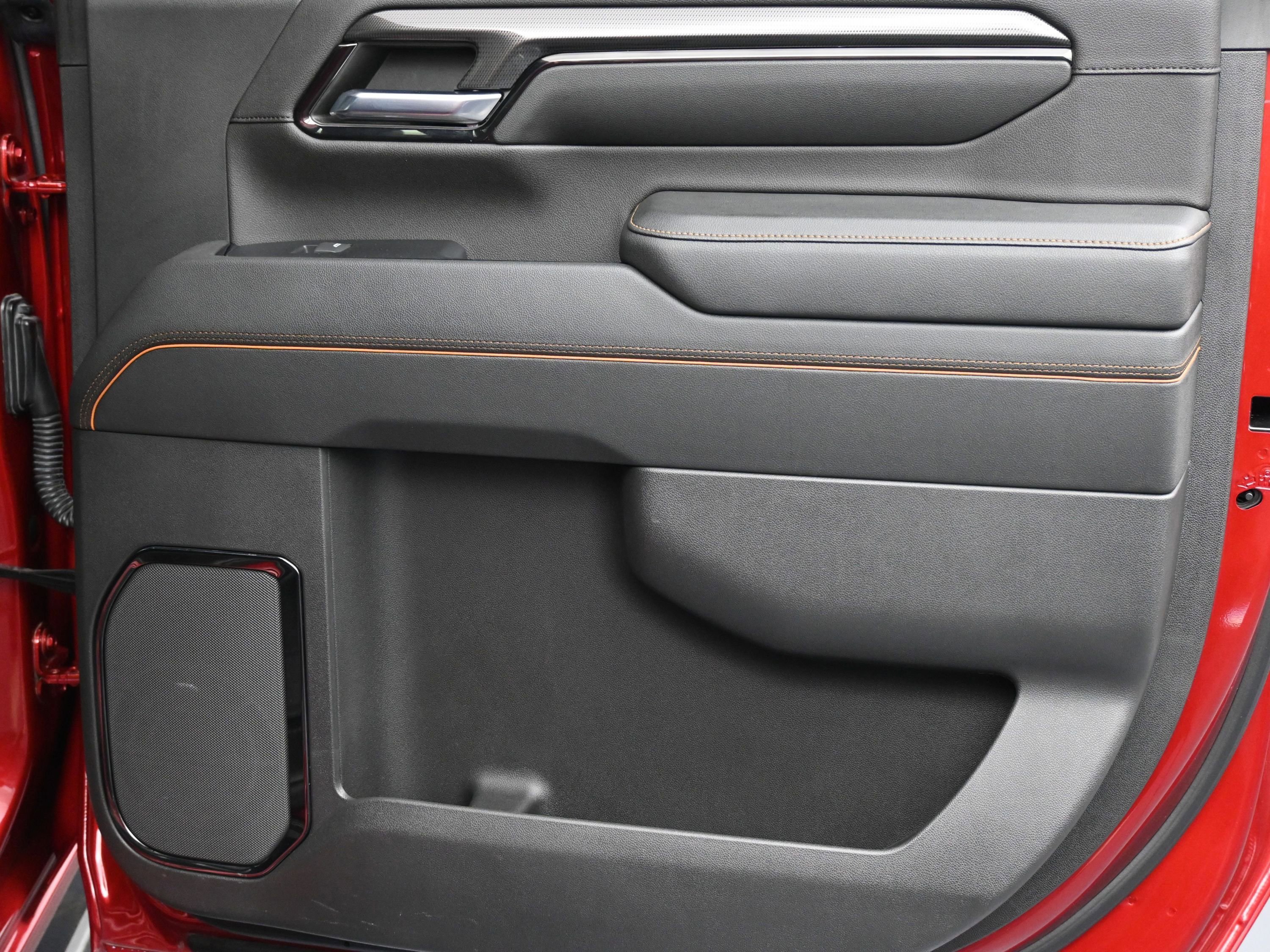 Used 2024 GMC Sierra 2500 AT4 w/ AT4 Premium Plus Package image 41