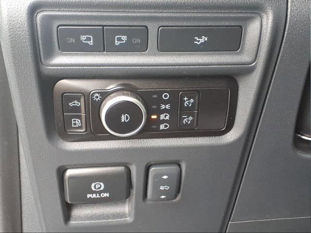 Certified 2023 Ford F150 Lariat w/ Equipment Group 502A High image 19