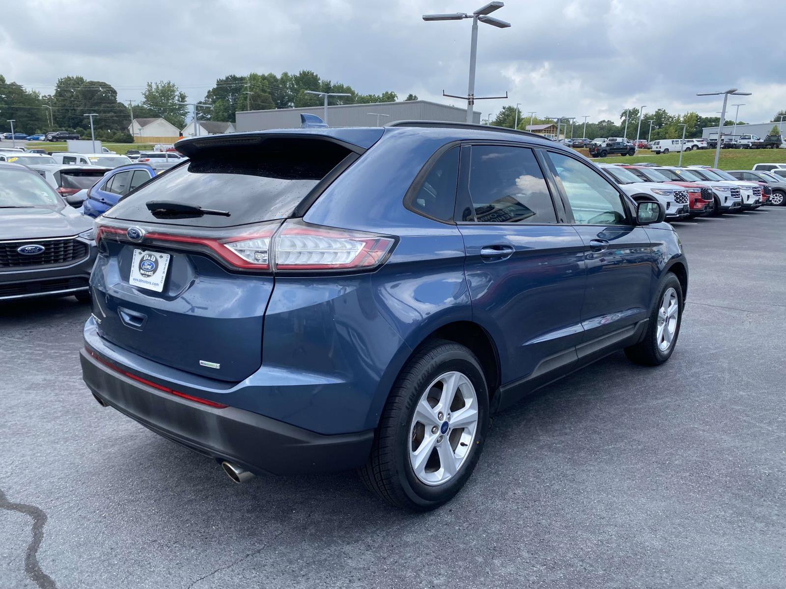 Certified 2018 Ford Edge SE FWD image 7
