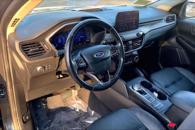 Certified 2020 Ford Escape Titanium image 17