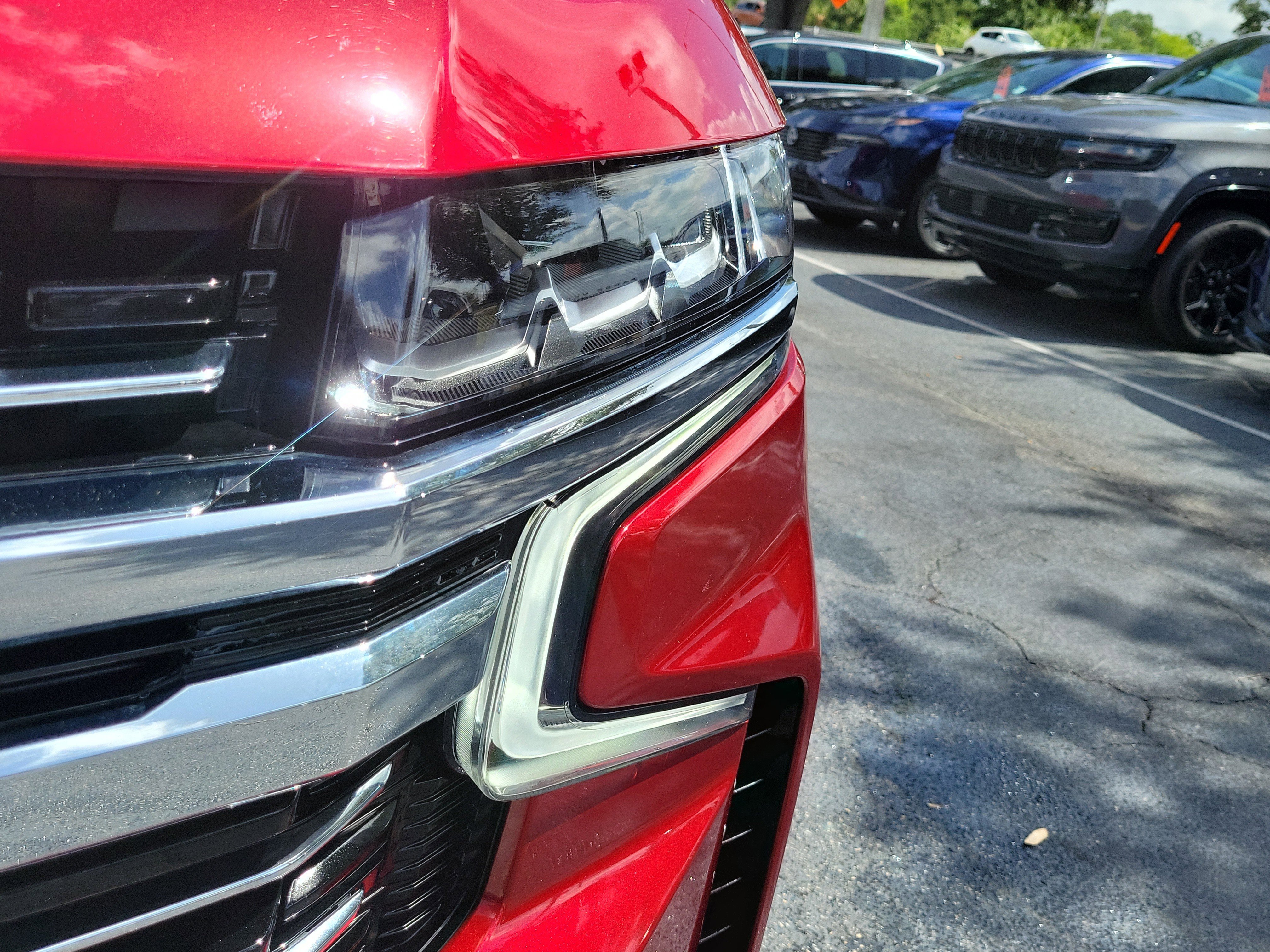 Used 2023 Chevrolet Tahoe LT w/ Luxury Package RWD image 3