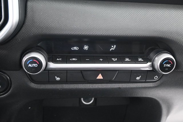 Used 2025 MAZDA CX-50 AWD 2.5 S w/ Premium Package image 13