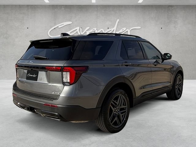 Certified 2025 Ford Explorer ST-Line w/ ST-Line Street Pack AWD/4WD image 17