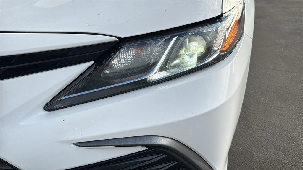 Used 2023 Toyota Camry LE image 6