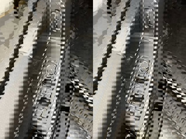 Certified 2022 Ford F150 XLT w/ Equipment Group 302A High image 15