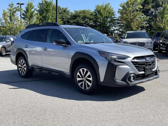 Used 2024 Subaru Outback Premium AWD/4WD image 6