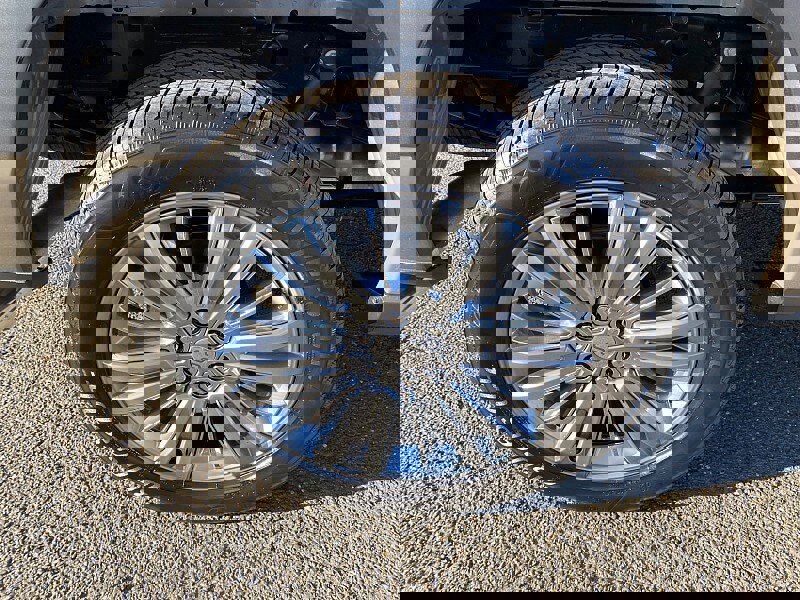 Certified 2025 Ford F150 King Ranch image 18