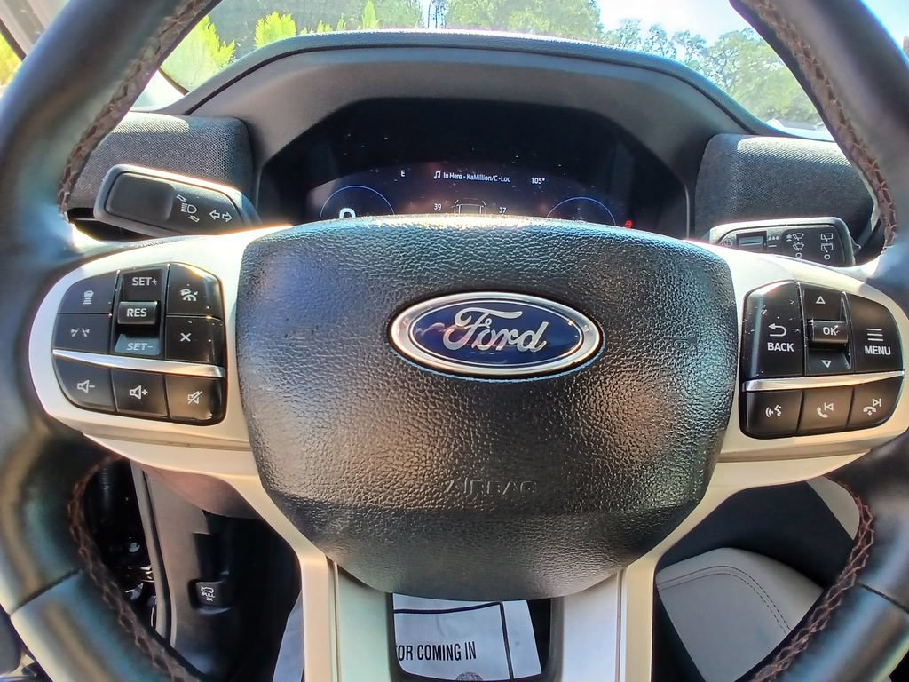 Certified 2025 Ford Explorer Active w/ Active Comfort Package RWD image 21