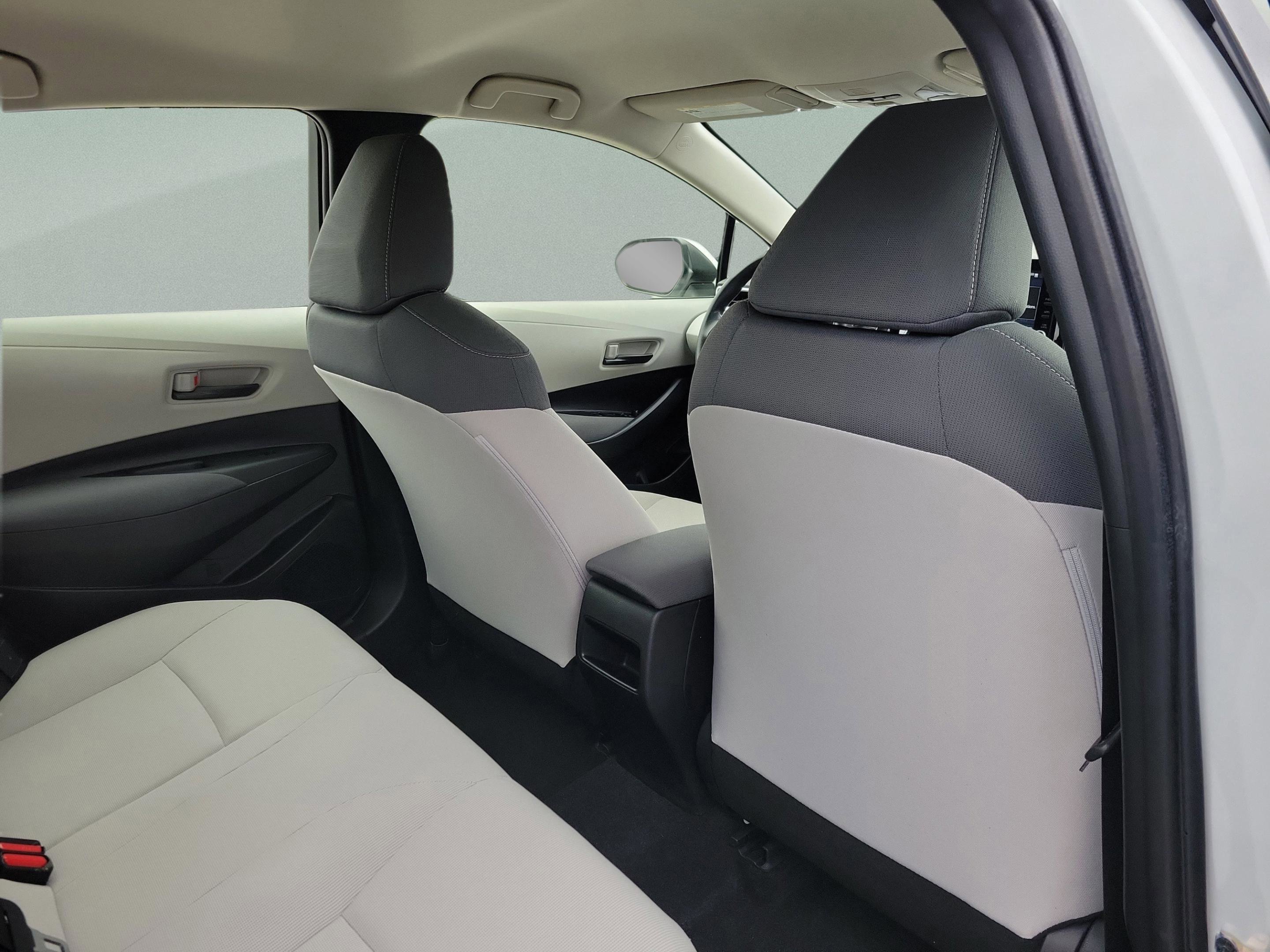 Used 2022 Toyota Corolla LE image 20