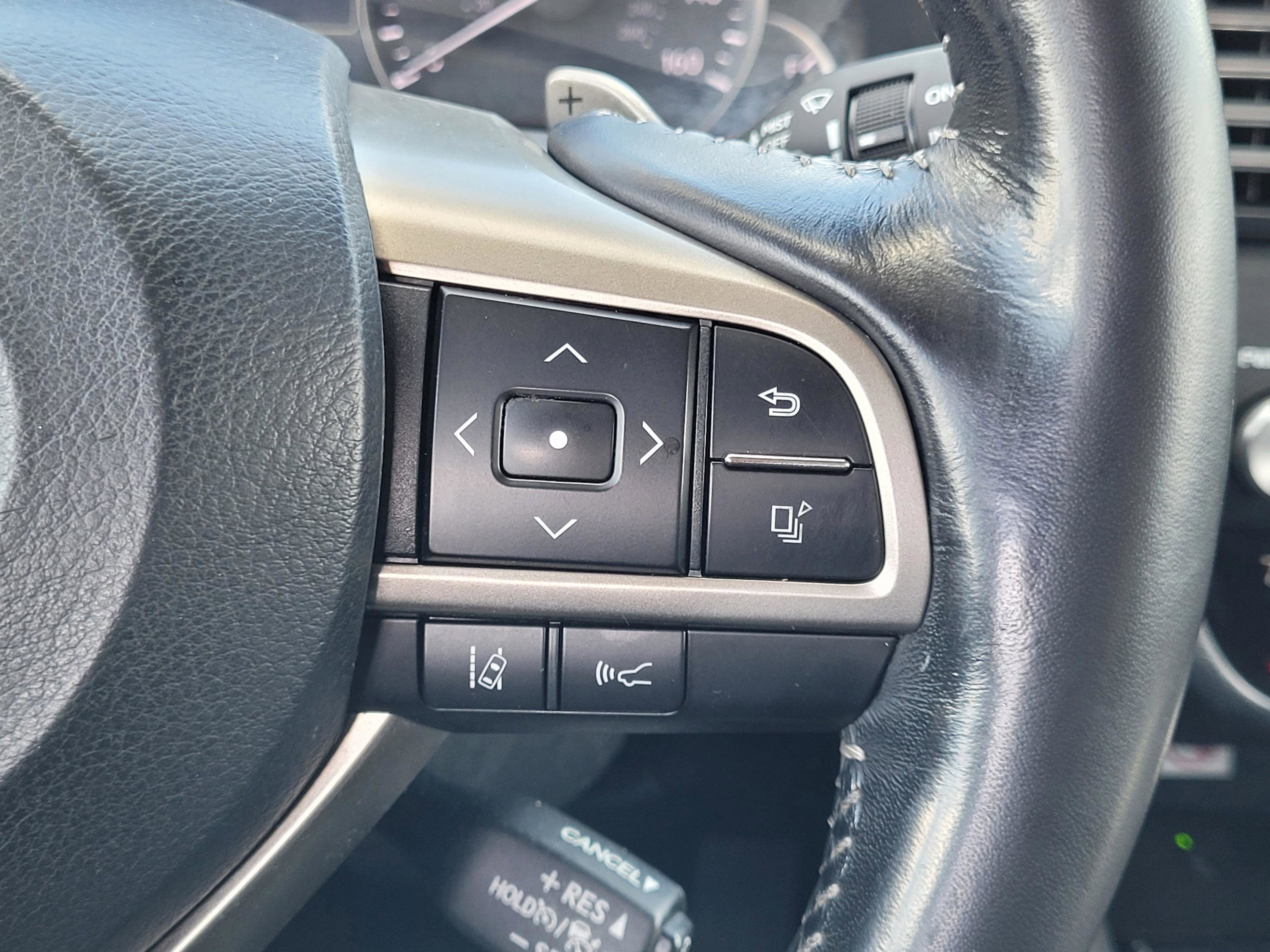 Used 2022 Lexus RX 450hL AWD w/ Premium Package image 13