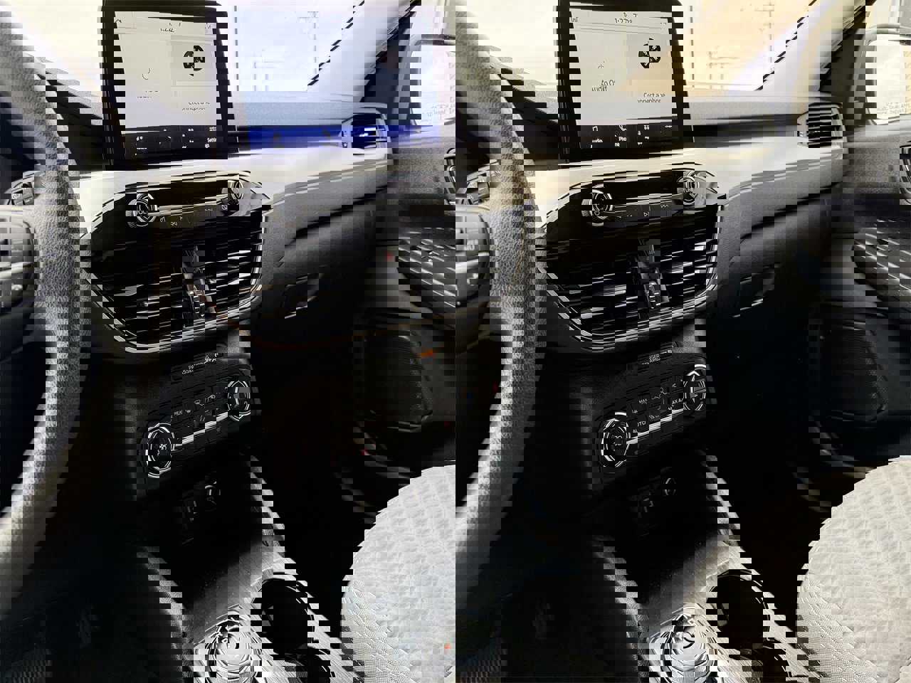 Certified 2020 Ford Escape SE image 16