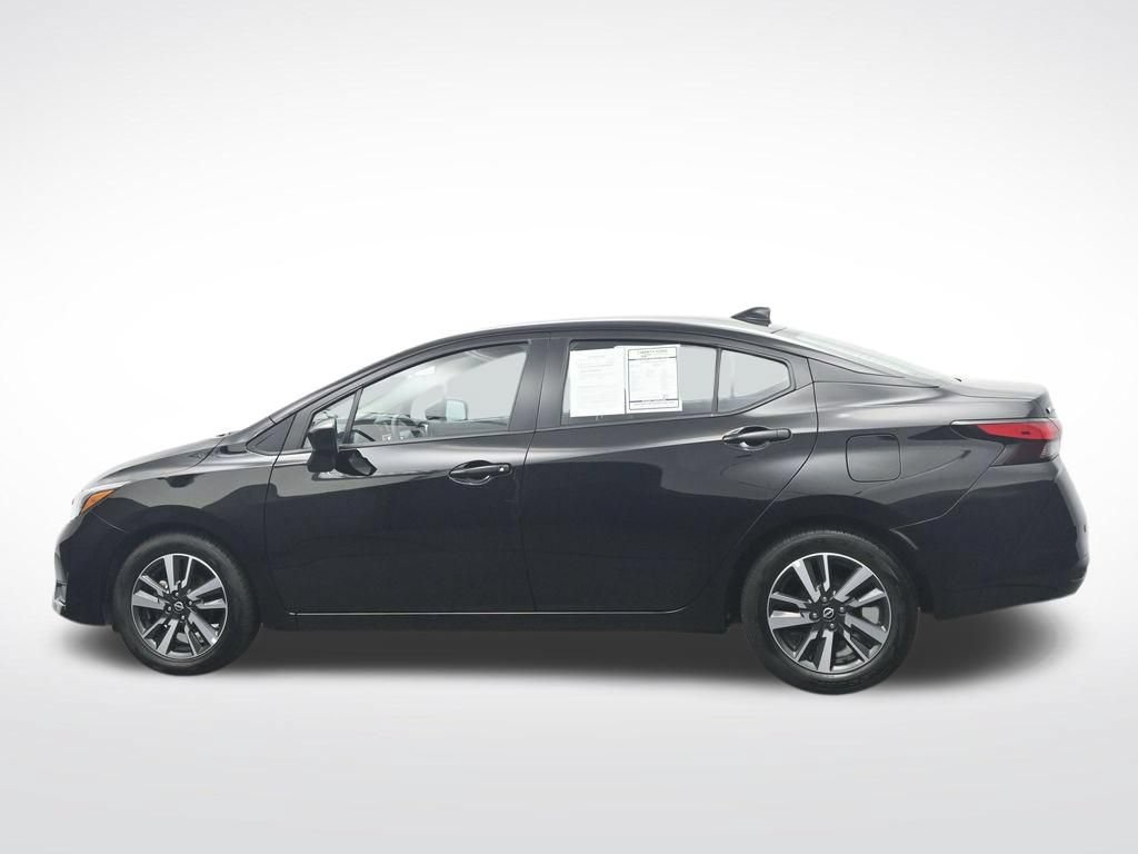 Used 2025 Nissan Versa SV FWD image 10