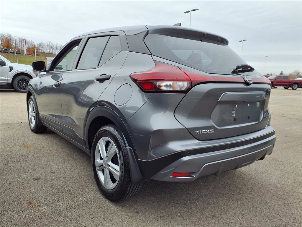 Used 2024 Nissan Kicks S image 2