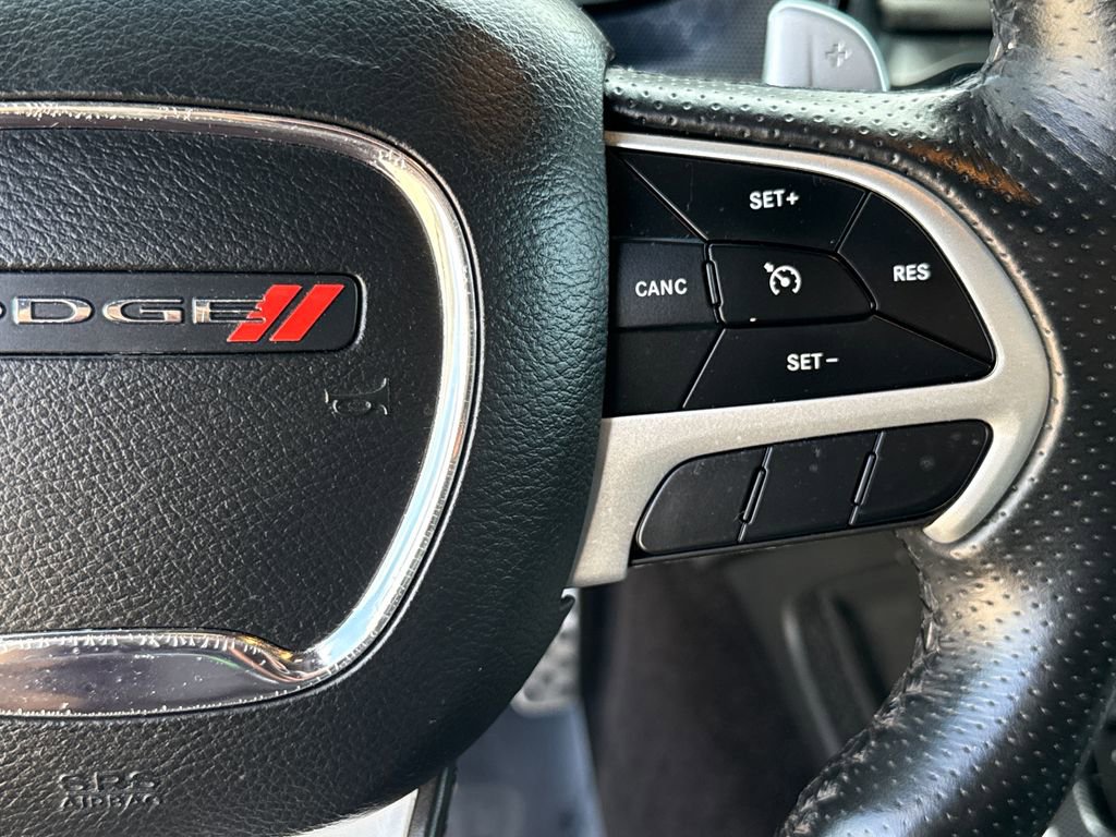 Used 2018 Dodge Challenger R/T Scat Pack w/ Leather Interior Group RWD image 16