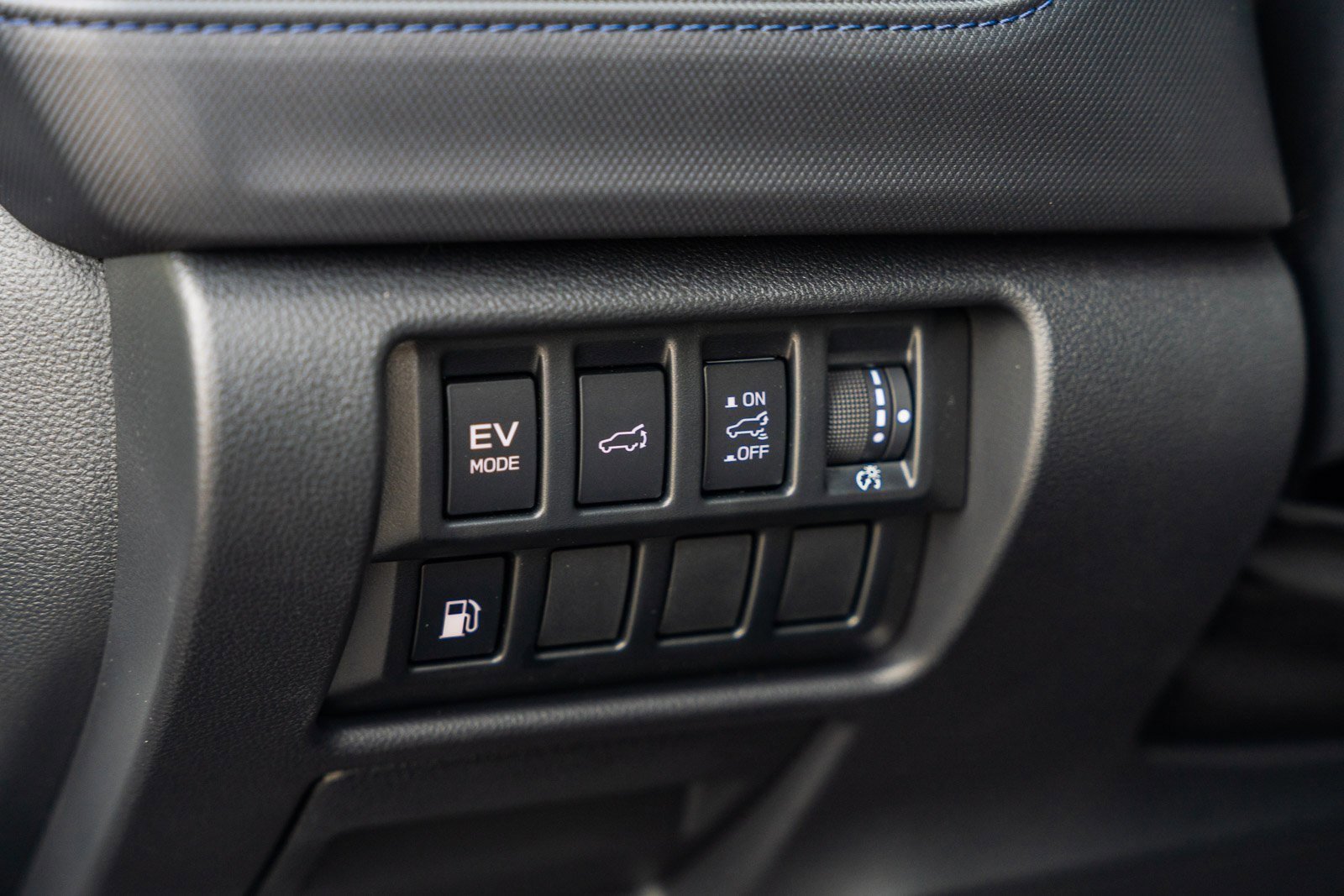 Used 2025 Subaru Forester Premium image 29