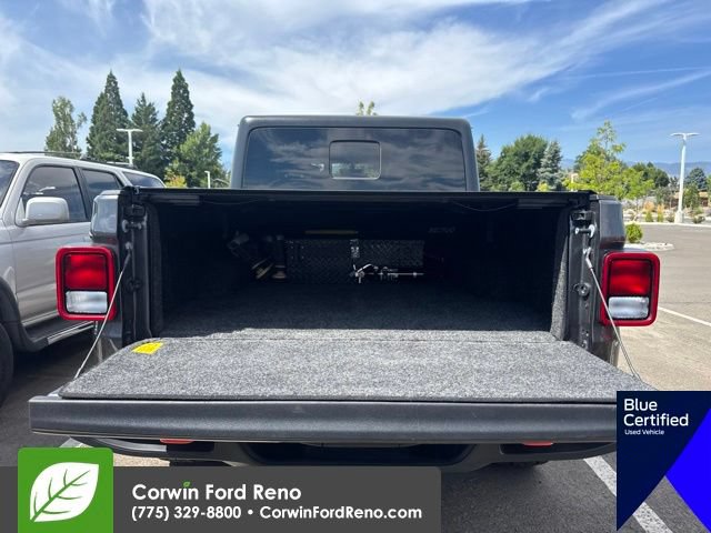 Used 2023 Jeep Gladiator Mojave w/ Cold Weather Group AWD/4WD image 9