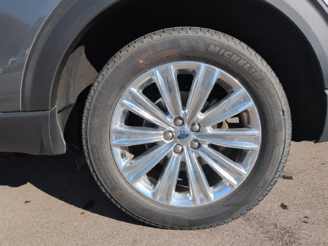 Certified 2023 Ford Explorer Limited w/ Limited Technology Package AWD/4WD image 11