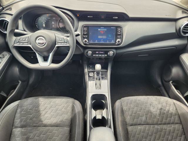 Used 2022 Nissan Kicks SV FWD image 27