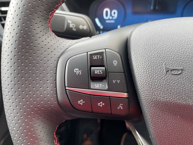Certified 2023 Ford Escape ST-Line Elite AWD/4WD image 18