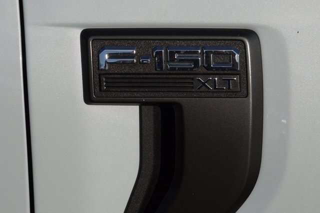 Certified 2022 Ford F150 XLT w/ Equipment Group 302A High image 31