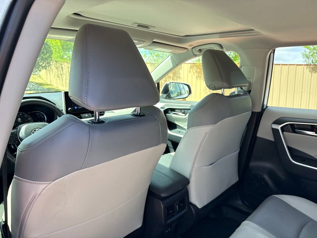 Used 2025 Toyota RAV4 XLE Premium w/ Weather Package AWD/4WD image 24