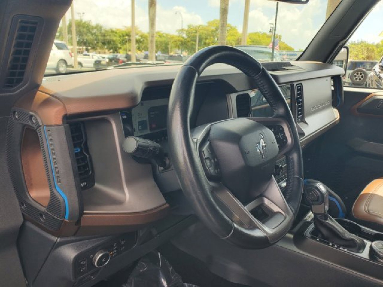 Certified 2022 Ford Bronco Outer Banks AWD/4WD image 9