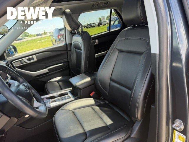 Certified 2023 Ford Explorer XLT w/ Equipment Group 202A AWD/4WD image 12