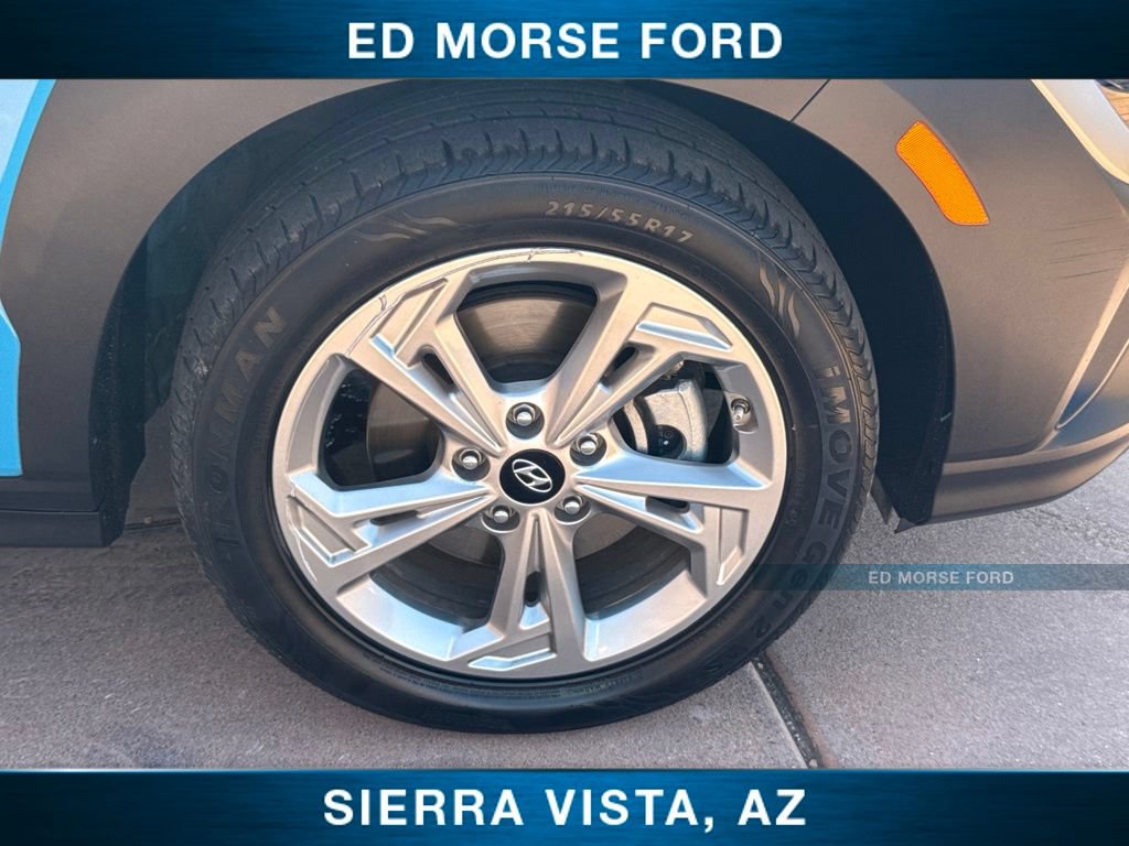 Used 2023 Hyundai Kona SEL AWD/4WD image 41