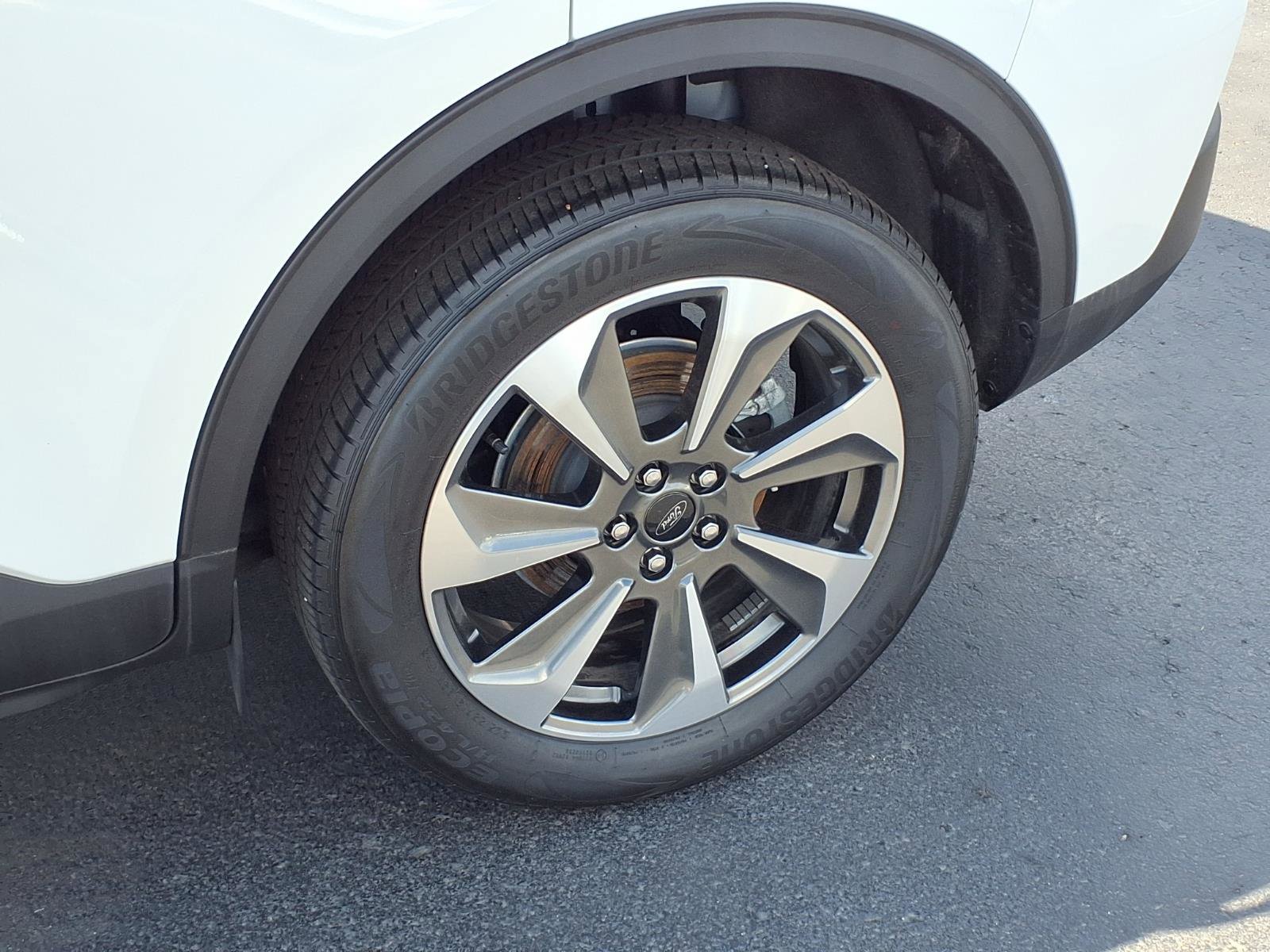 Certified 2023 Ford Escape Platinum AWD/4WD image 32