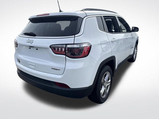 Used 2024 Jeep Compass Latitude image 8