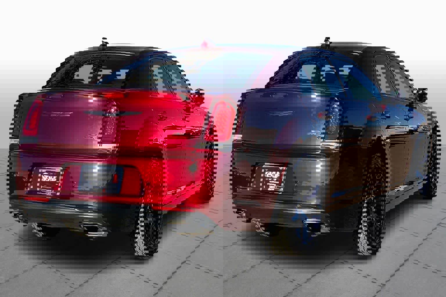 Used 2023 Chrysler 300 S image 12