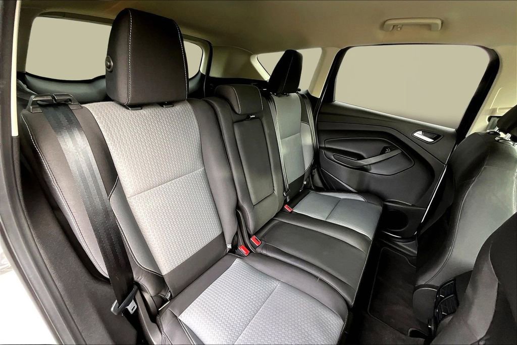 Certified 2019 Ford Escape SE image 27