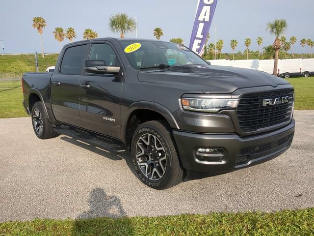Used 2025 RAM 1500 Laramie w/ Sport Appearance Package AWD/4WD image 2