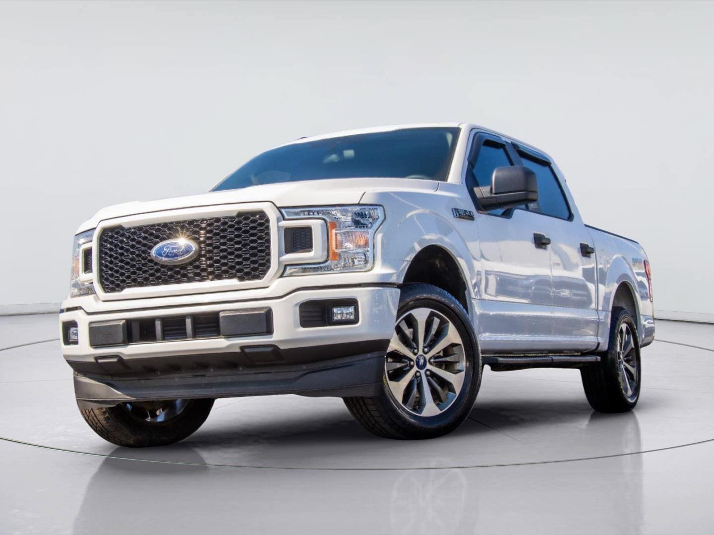 Certified 2019 Ford F150 XL w/ Equipment Group 101A Mid RWD image 1