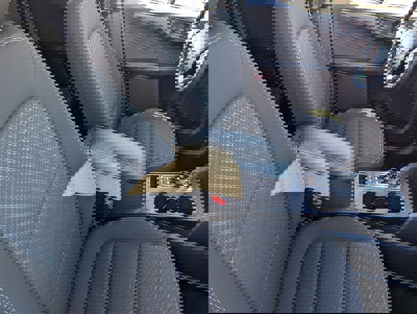 Certified 2024 Ford Escape Active w/ Tech Pack #1 image 11