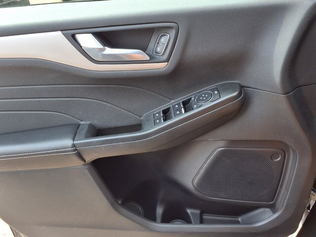 Certified 2022 Ford Escape SEL AWD/4WD image 18