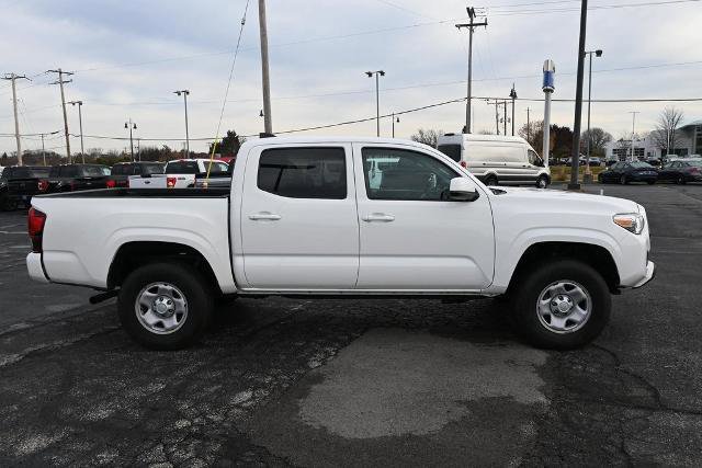 Used 2022 Toyota Tacoma SR image 6