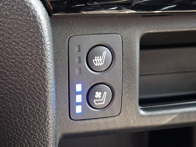 Used 2025 Honda Ridgeline Black Edition image 34